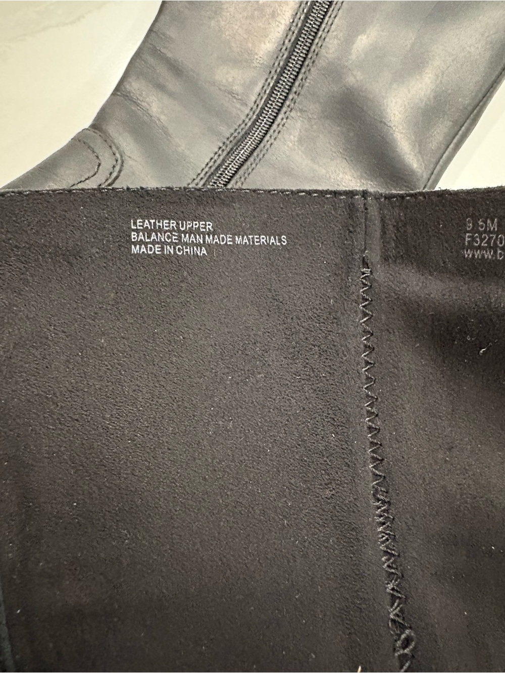 Born Black Leather Side-Zip Ankle Booties 9.5 - Picture 11 of 12